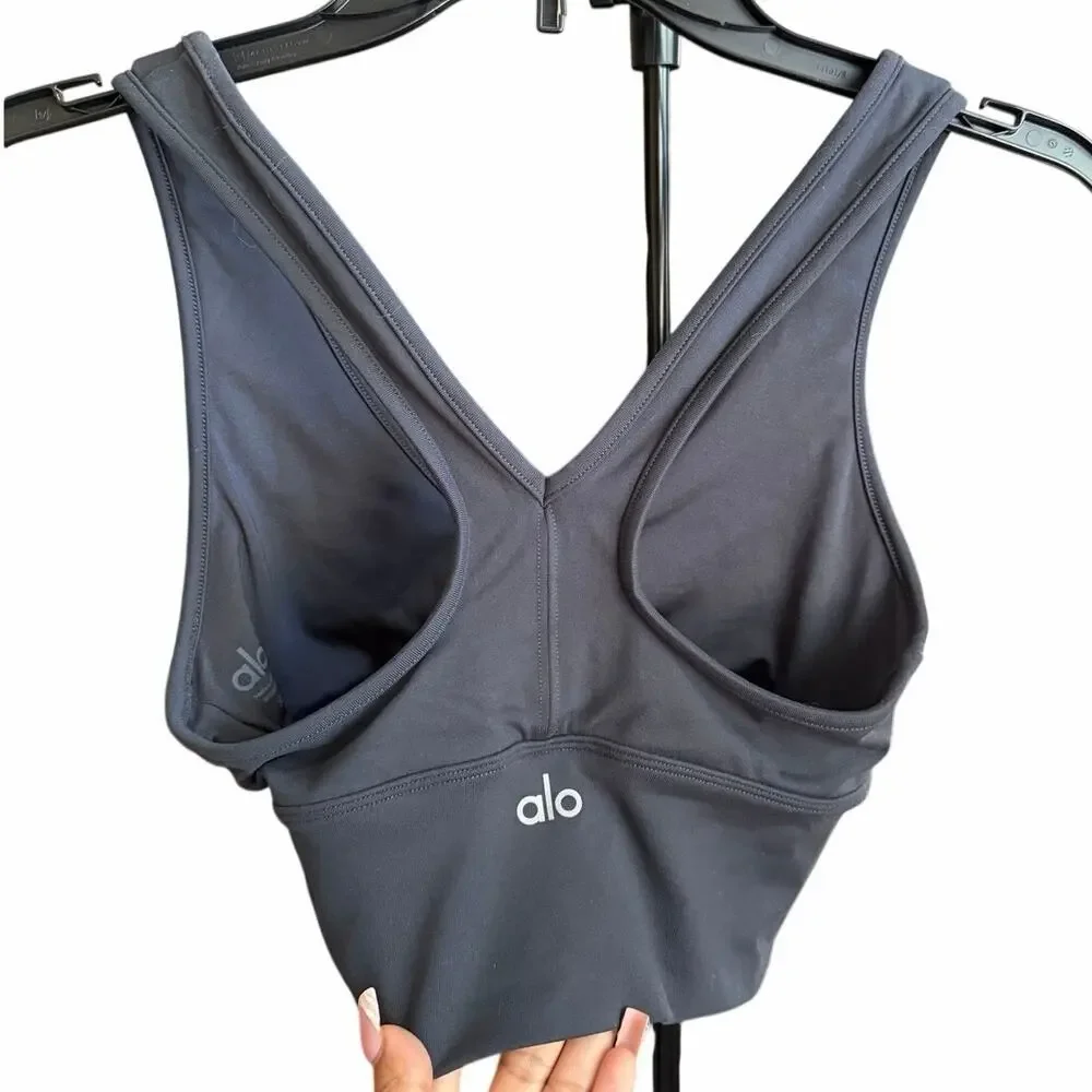 Alo Yoga Wild Thing bra V-neck design scrunched detail Size XS Workout